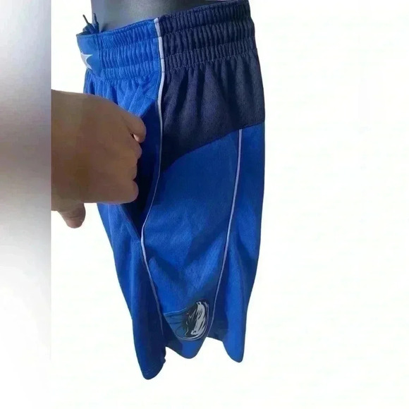 Nike NBA blue authentic Dallas
Mavericks Shorts Sz 30 - Picture 3 of 7